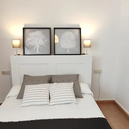 Apartamento De 3 Habitaciones En A Coruna * A Coruna