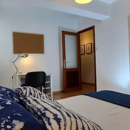 Apartamento De 3 Habitaciones En A Coruna